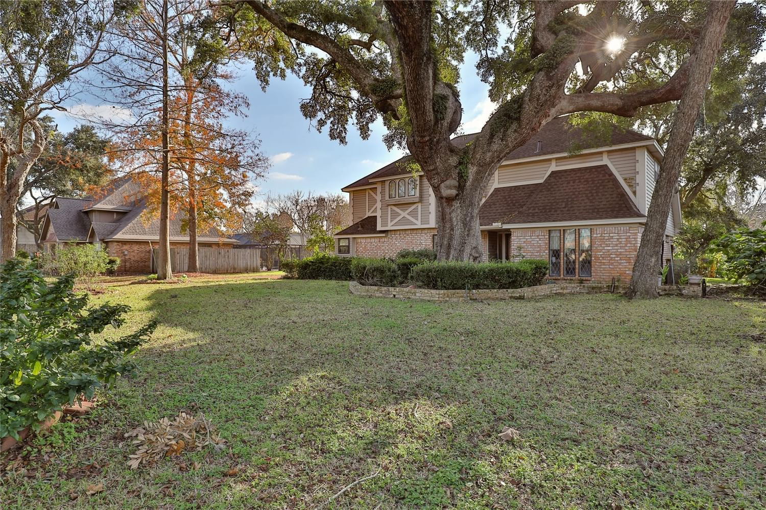 Real estate property located at 205 Huckleberry, Brazoria, Oak Forest Lake Jackson, Lake Jackson, TX, US