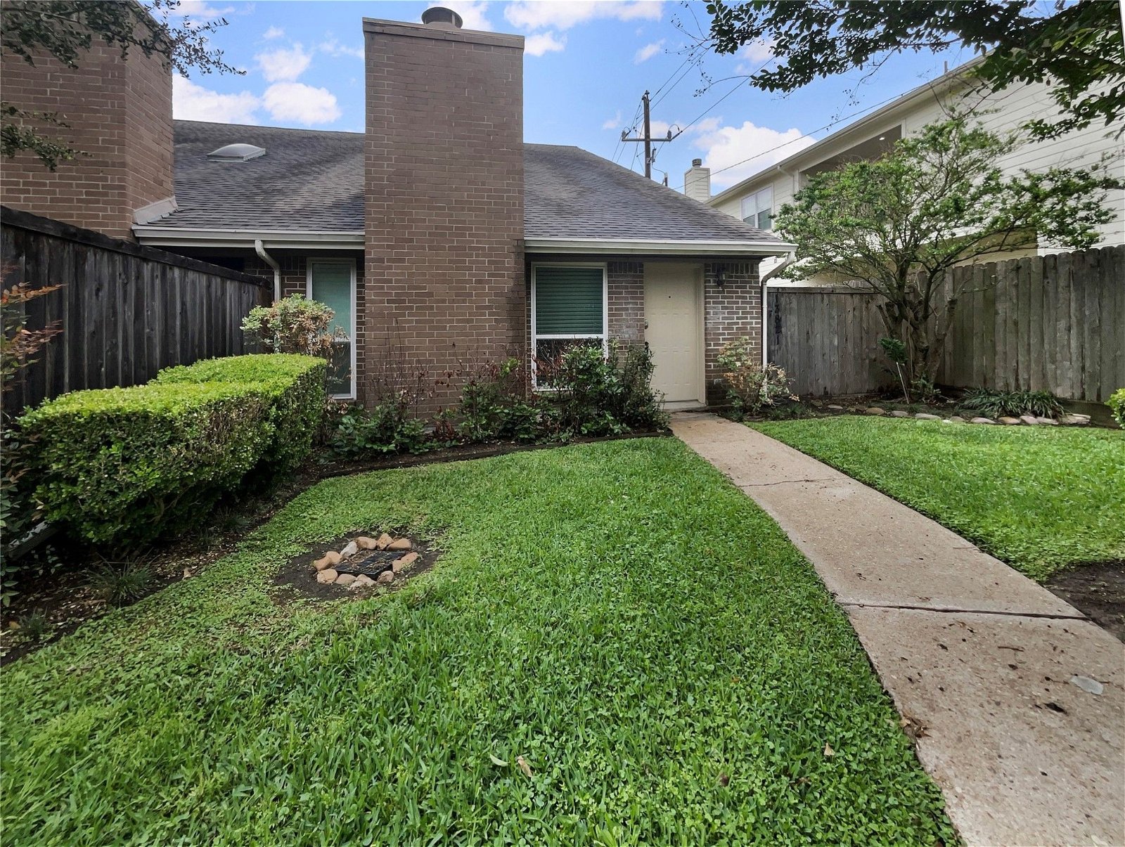 Real estate property located at 13821 Hollowgreen, Harris, Houston, TX, US