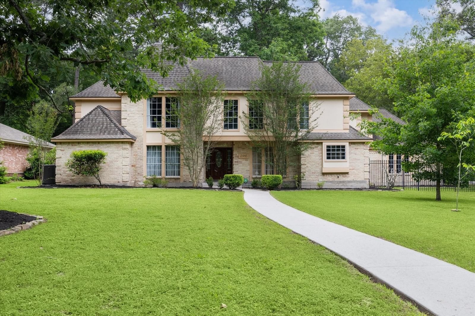 Real estate property located at 2915 Woods Estates, Harris, Kings Forest, Kingwood, TX, US