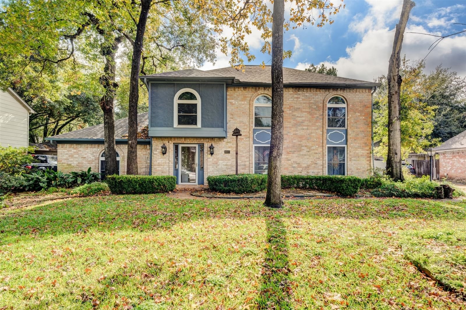 Real estate property located at 8227 Middlebury, Harris, Prestonwood Forest Sec 02, Houston, TX, US