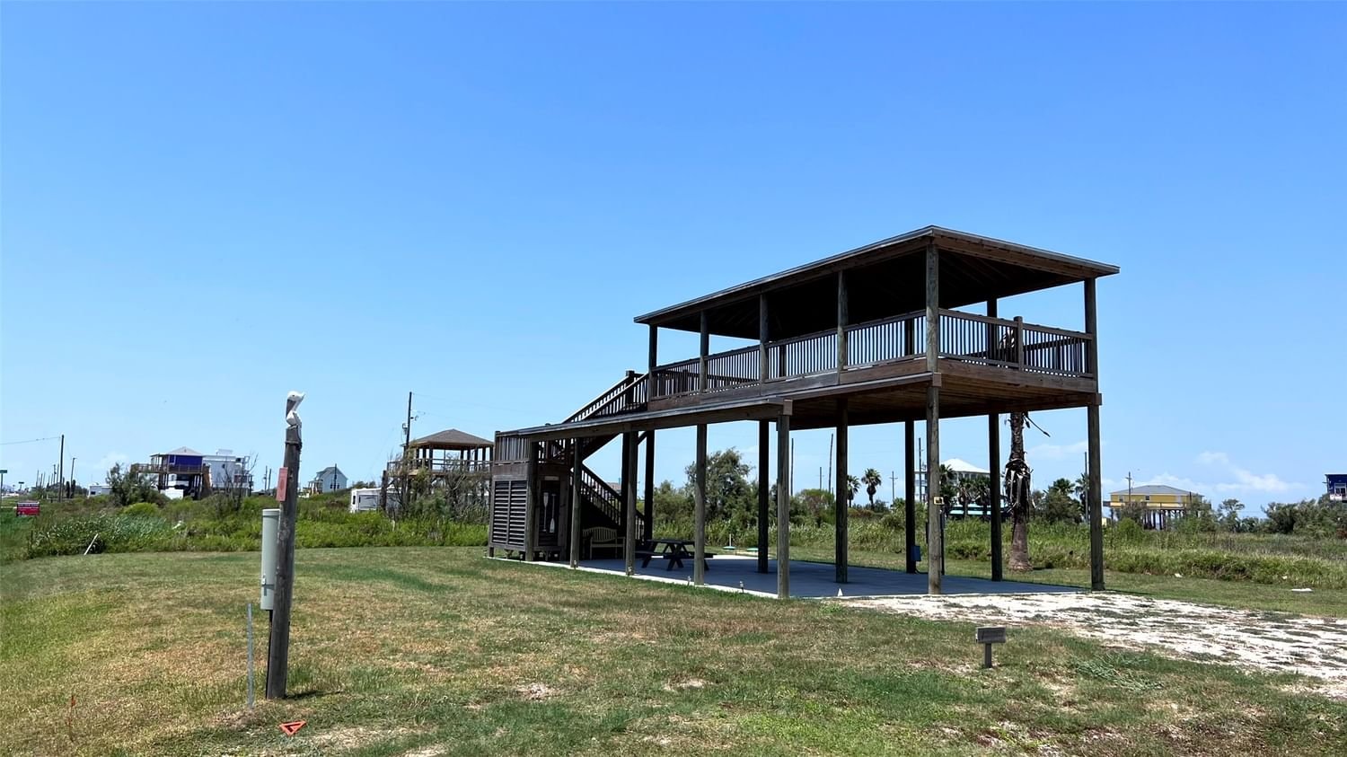 Real estate property located at 1220 Rollover, Galveston, Gilchrist, TX, US