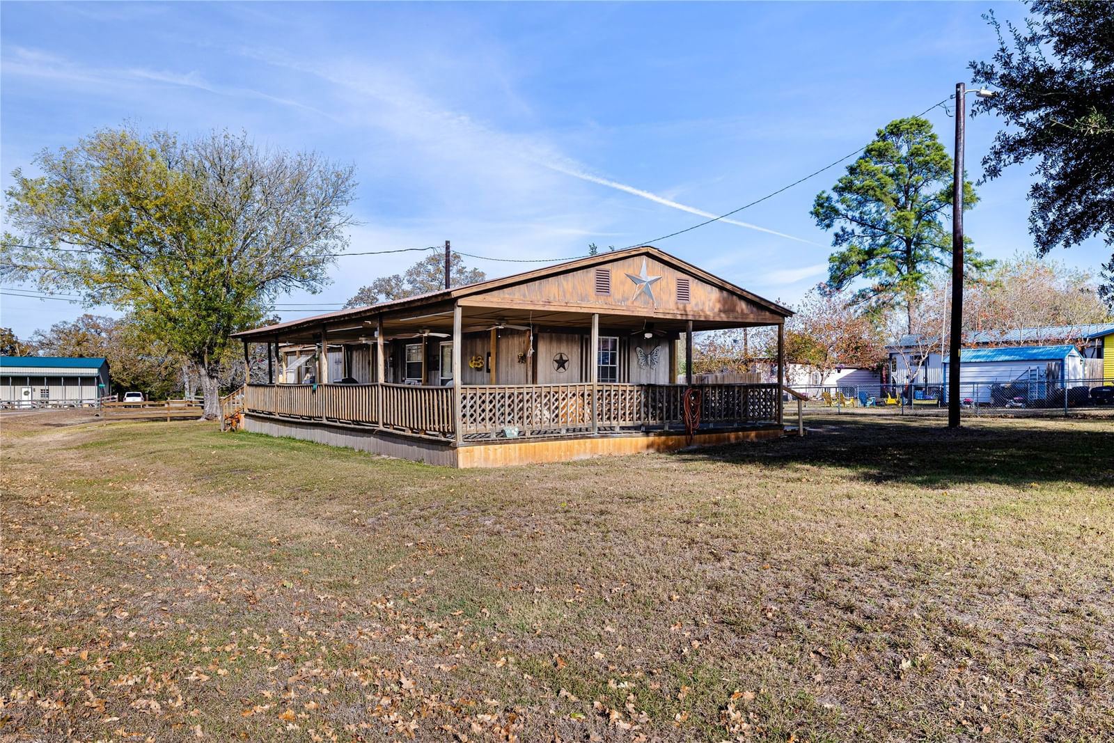 Real estate property located at 301 Glennwood, Burleson, Birch Creek Forest, Somerville, TX, US