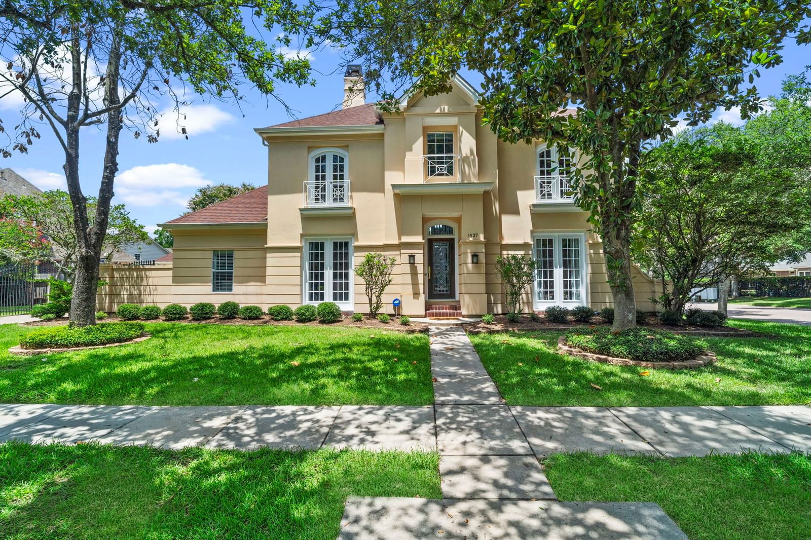 Real estate property located at 1627 Clearwater Creek, Fort Bend, Oyster Point, Sugar Land, TX, US