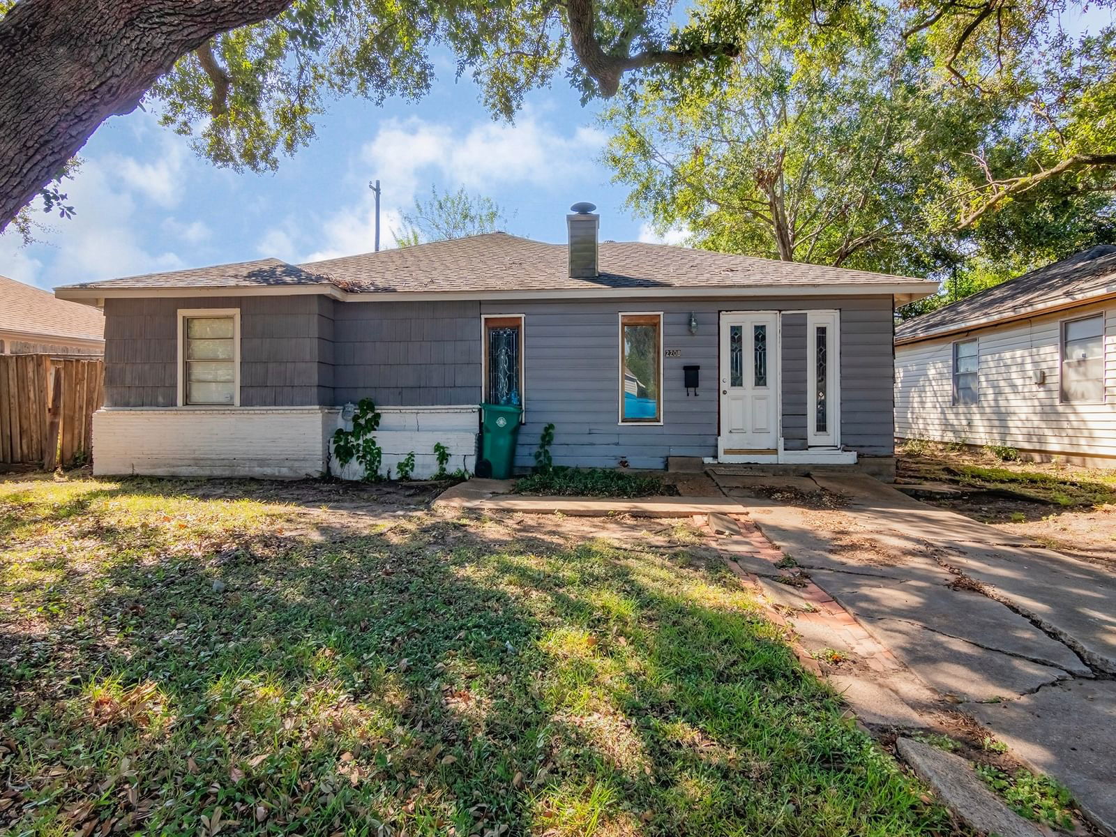 Real estate property located at 2208 Commander, Harris, Frontier East Sec 01, Pasadena, TX, US