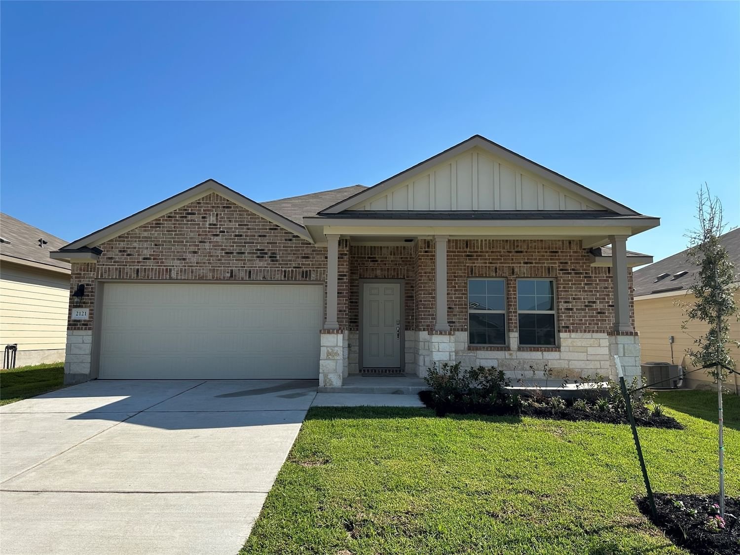 Real estate property located at 2121 Chief, Brazos, Bryan, TX, US