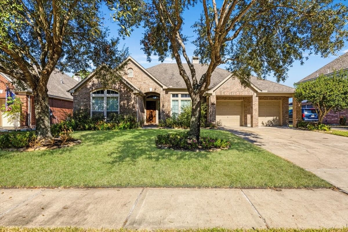 Real estate property located at 16606 Crystal View, Harris, Copper Village Sec 06, Houston, TX, US