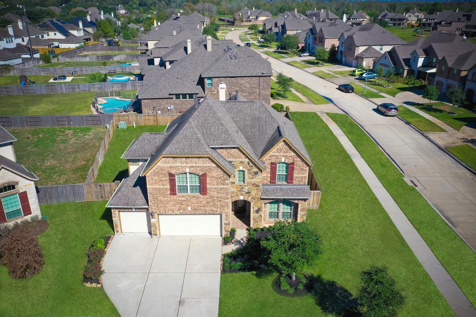Real estate property located at 6011 Regal Falls, Fort Bend, Enclave At Riverpark, Sugar Land, TX, US