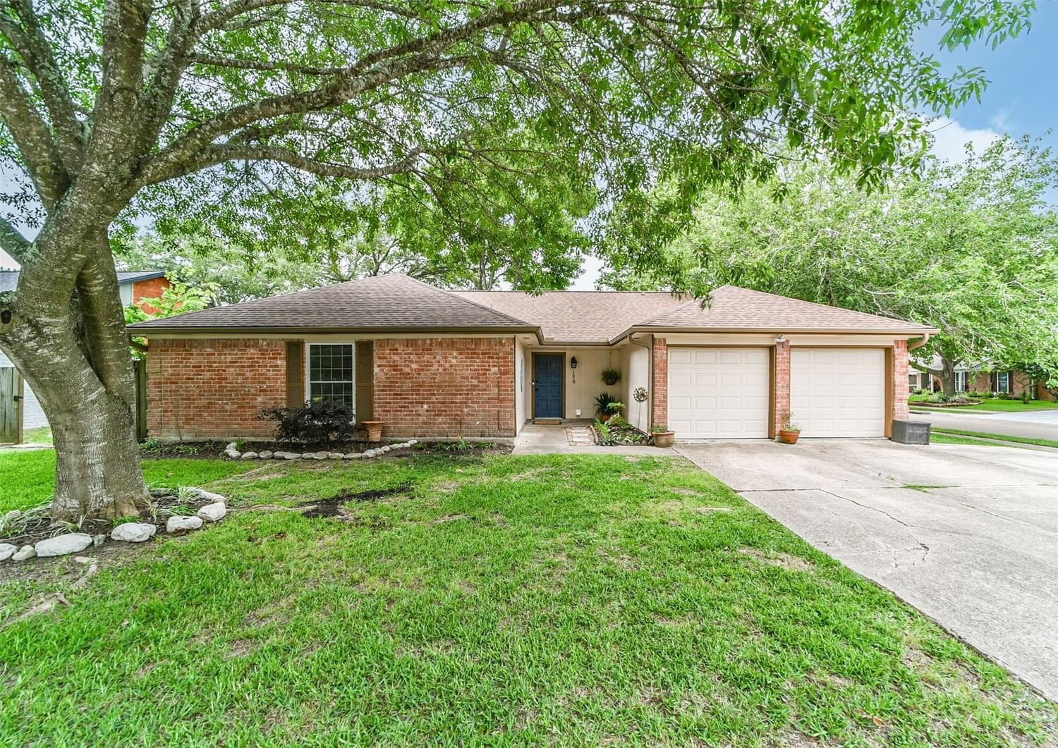 Real estate property located at 1618 Pecan Hollow, Brazoria, Dixie Hollow Pearland, Pearland, TX, US