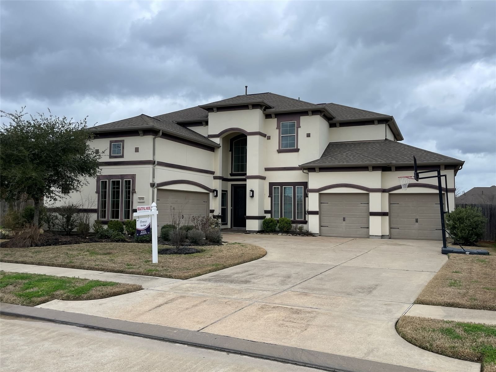Real estate property located at 11018 Lost Stone, Harris, Stonebrook Estates Sec 1, Tomball, TX, US