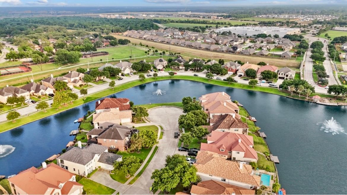 Real estate property located at 3119 LAKE SHORE HARBOUR, Fort Bend, LAKE SHORE HARBOUR, SECTION 1, Missouri City, TX, US