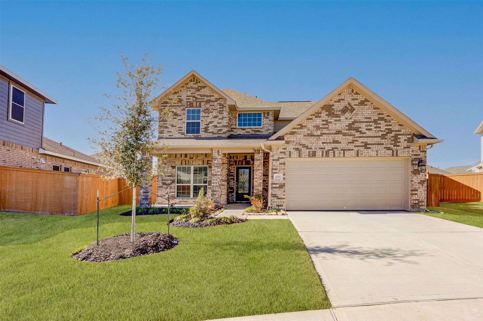 Real estate property located at 10902 Granite Chief, Brazoria, Iowa Colony, TX, US