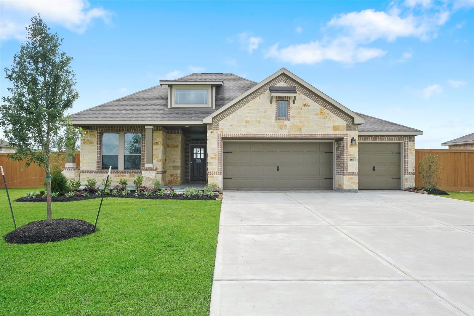 Real estate property located at 385 Hunter Ranch, Liberty, River Ranch Estates, Dayton, TX, US
