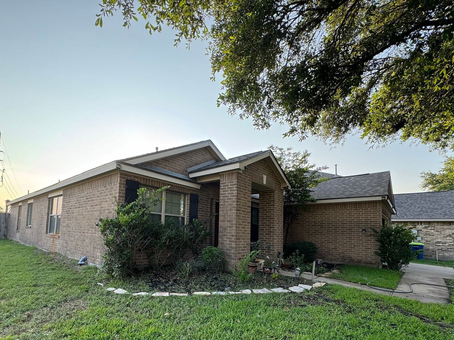 Real estate property located at 2314 Enchanted Park Ln, Harris, Oak Park Trails Sec 11, Katy, TX, US