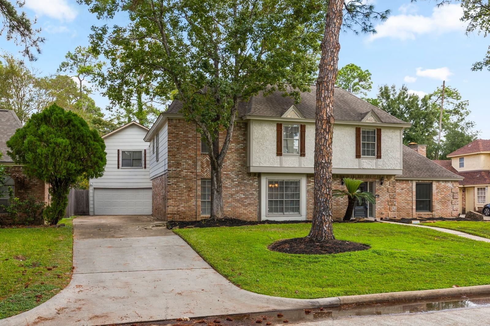 Real estate property located at 15606 T C Jester, Harris, Olde Oaks Sec 01, Houston, TX, US