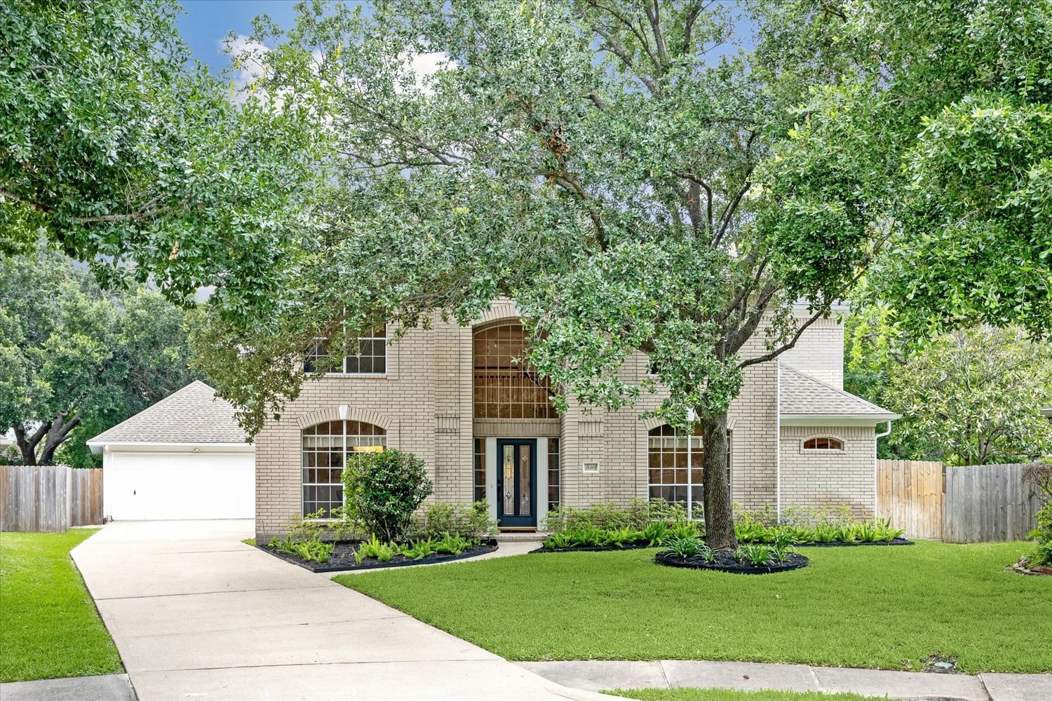 Real estate property located at 14102 Scarborough Fair, Harris, Meadow Briar Sec 2, Houston, TX, US