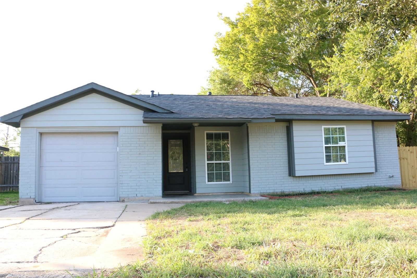 Real estate property located at 908 Dyche, Brazoria, Olympic Alvin, Alvin, TX, US
