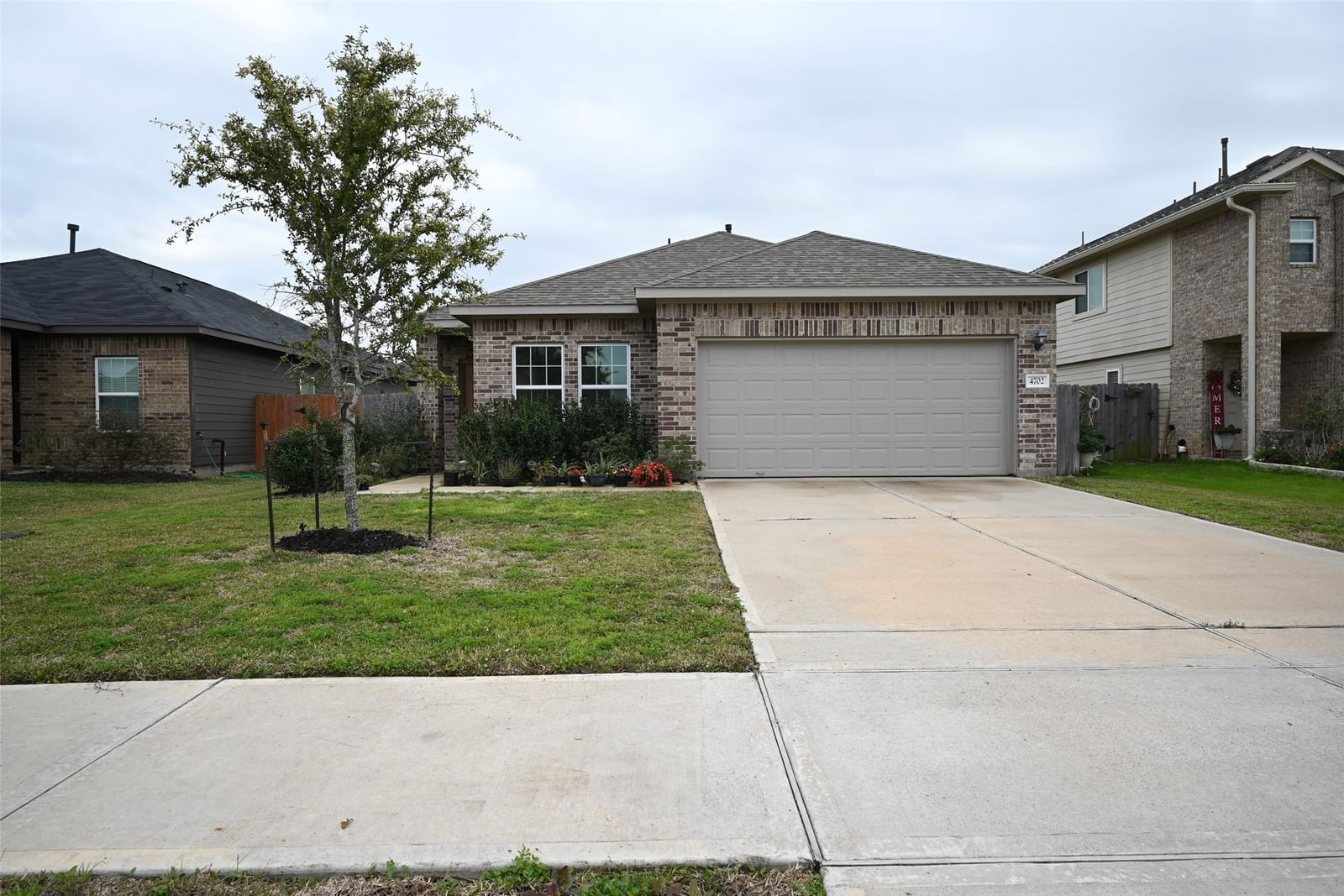 Real estate property located at 4702 Gentle Rain, Fort Bend, Riverwood Village Sec 5, Richmond, TX, US