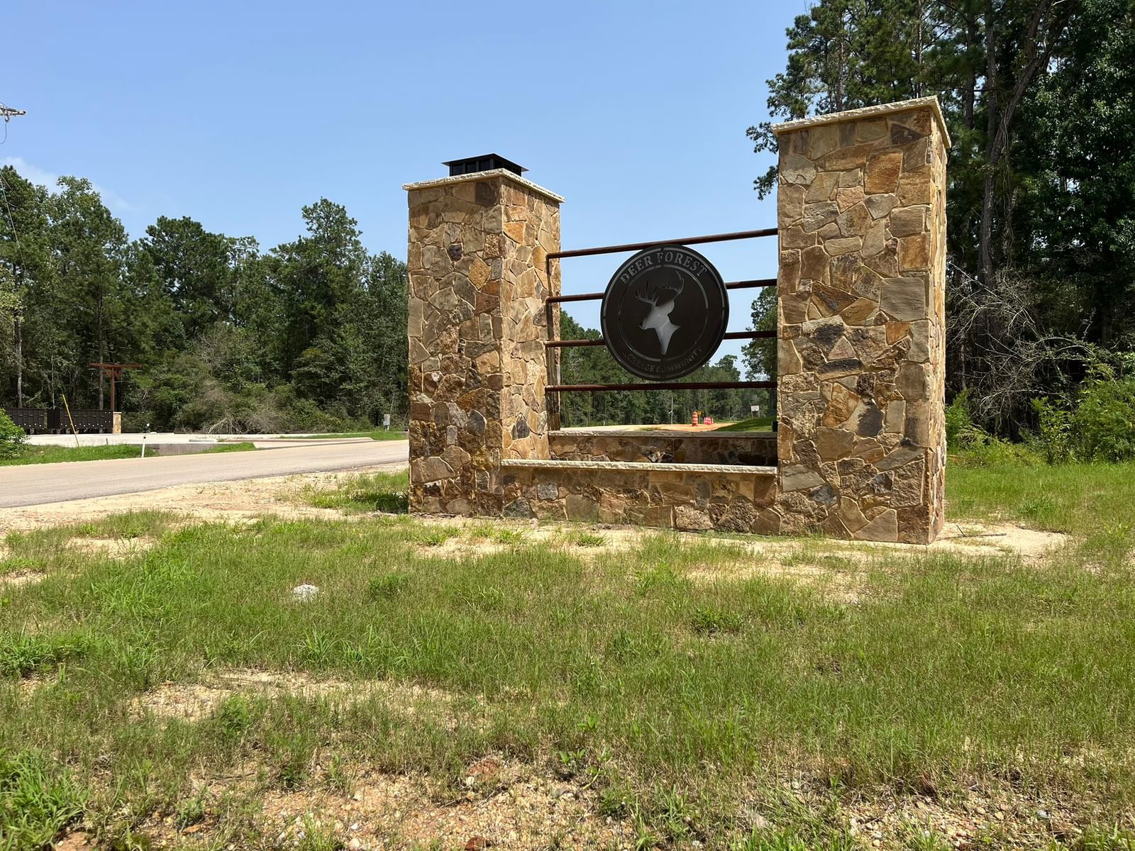 Real estate property located at 231 Iron Horse, Walker, Deer Forest Sub, New Waverly, TX, US