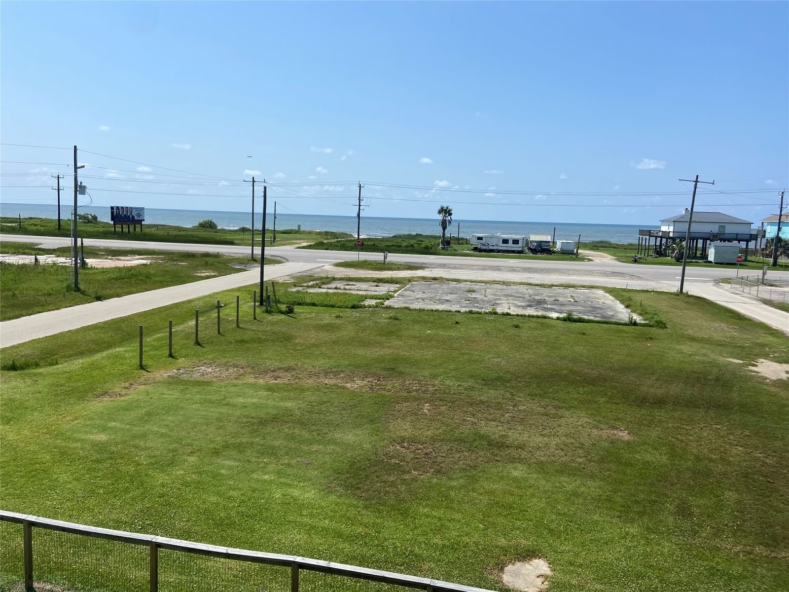 Real estate property located at 1015 Beach Front, Galveston, Beach Front, Gilchrist, TX, US