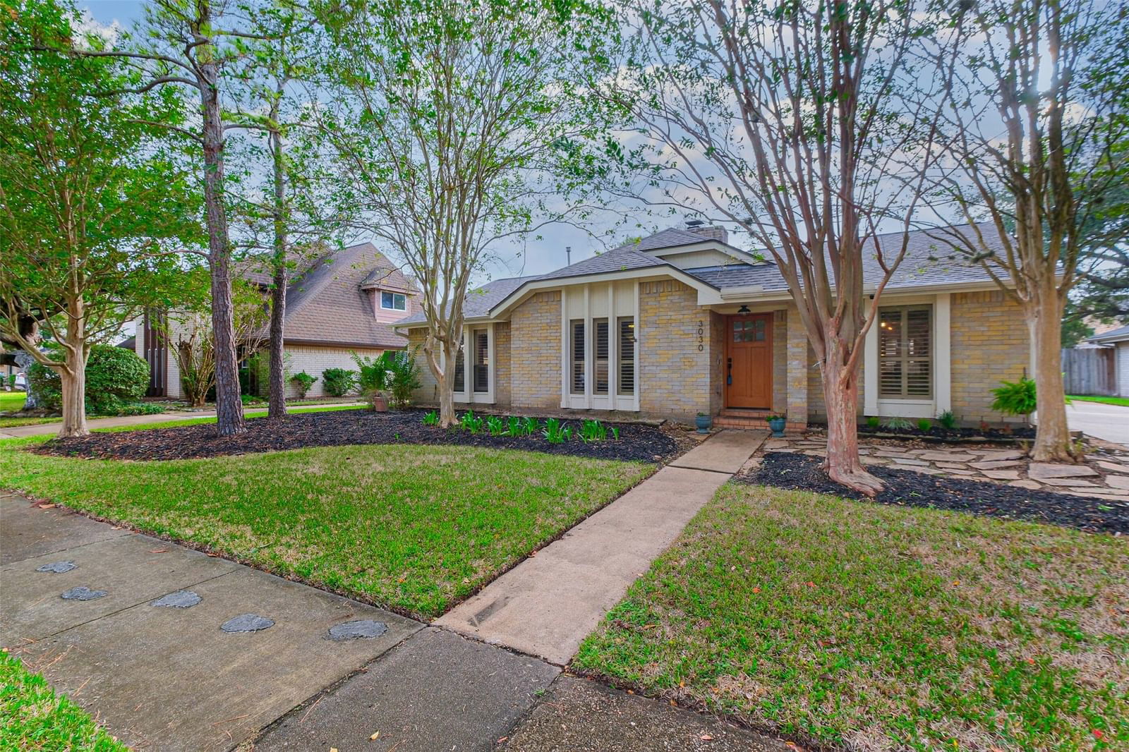 Real estate property located at 3030 Edgewood, Fort Bend, Colony Bend, Sugar Land, TX, US