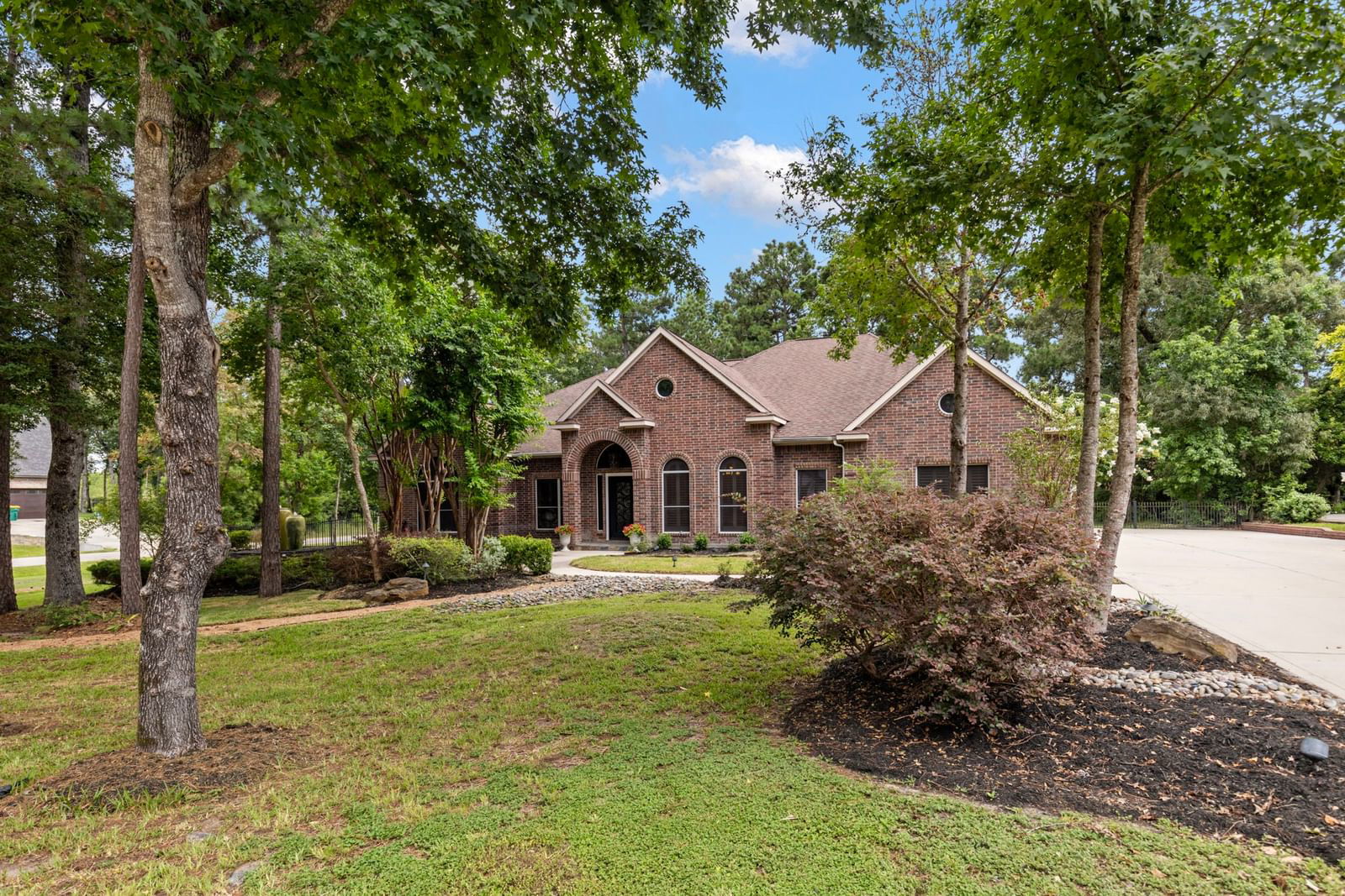 Real estate property located at 27318 Benders Landing, Montgomery, Benders Landing 02, Spring, TX, US