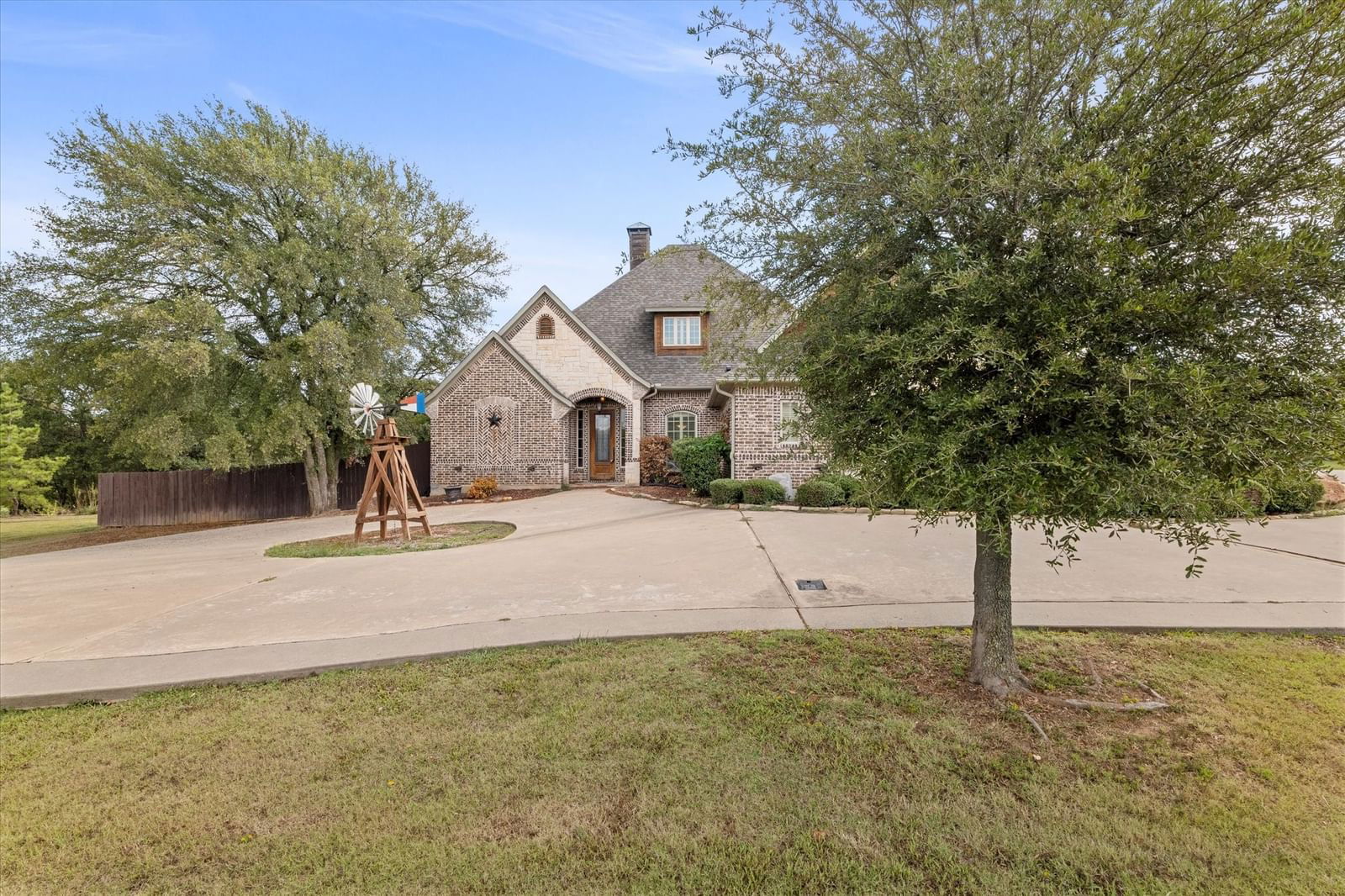 Real estate property located at 104 Tananger Springs, Grayson, Tananger Spgs Add, Denison, TX, US