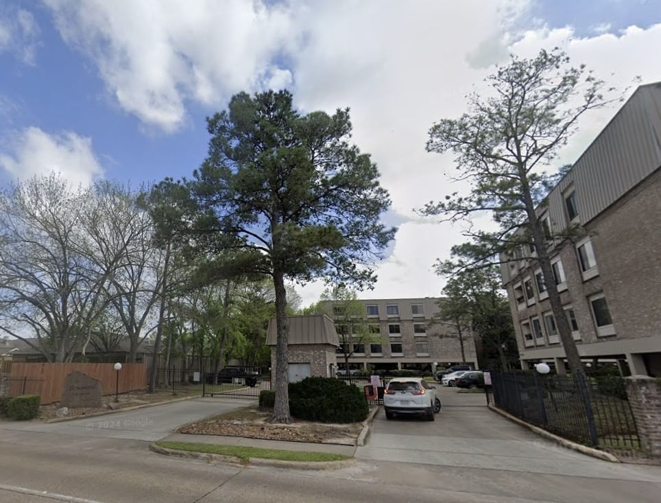 Real estate property located at 2211 Braeswood #23B, Harris, Braeswood Condo, Houston, TX, US