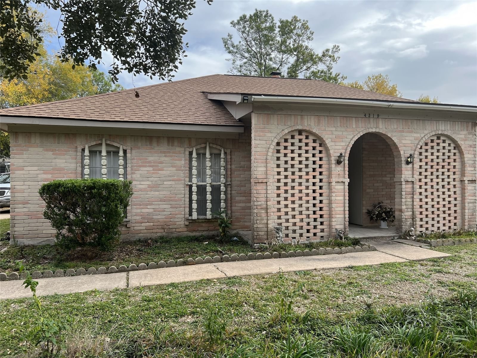 Real estate property located at 4319 Braysworth, Harris, Brays Forest Sec 02 R/P, Houston, TX, US