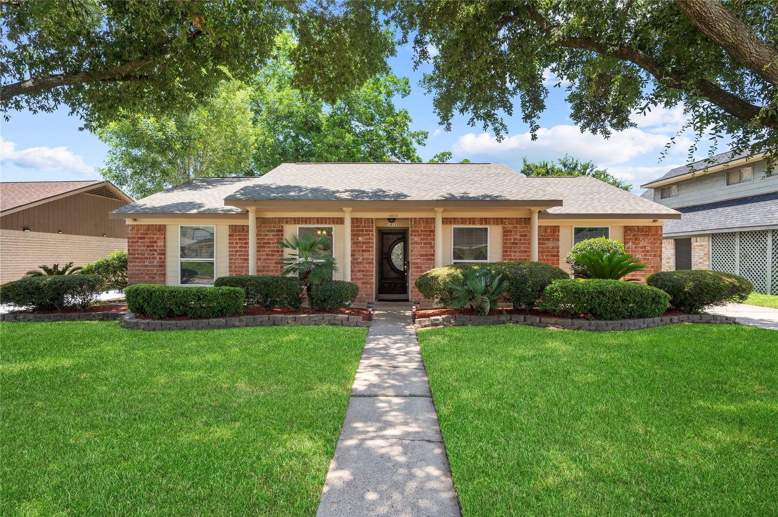 Real estate property located at 10123 Sageaspen, Harris, Sagemeadow Sec 01, Houston, TX, US