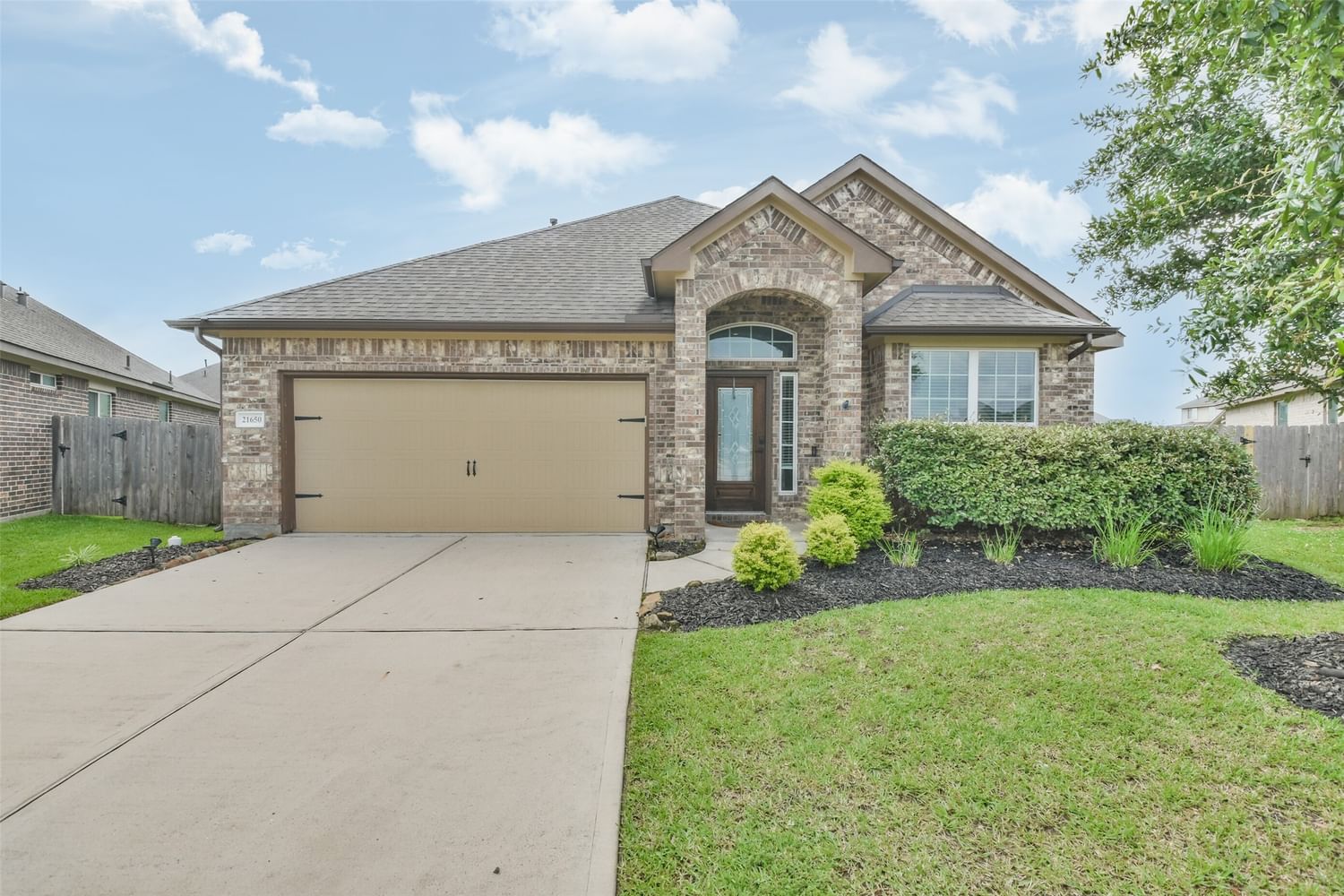 Real estate property located at 21650 Chokecherry, Montgomery, Azalea District 02, Porter, TX, US