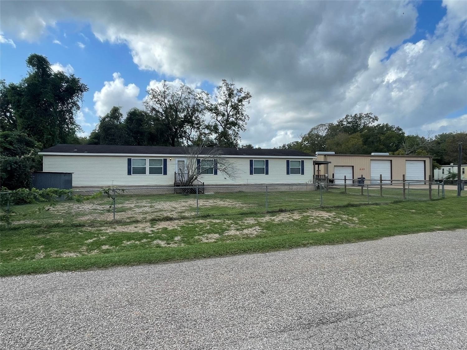 Real estate property located at 440 Creekside Drive, Brazoria, HOLIDAY LAKES SEC 4 (A0082 S MARSH), Angleton, TX, US