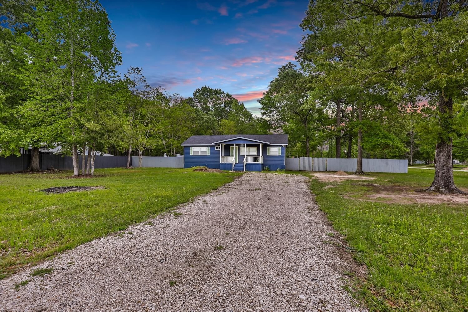 Real estate property located at 152 County Road 2800, Liberty, Spring Oaks, Cleveland, TX, US