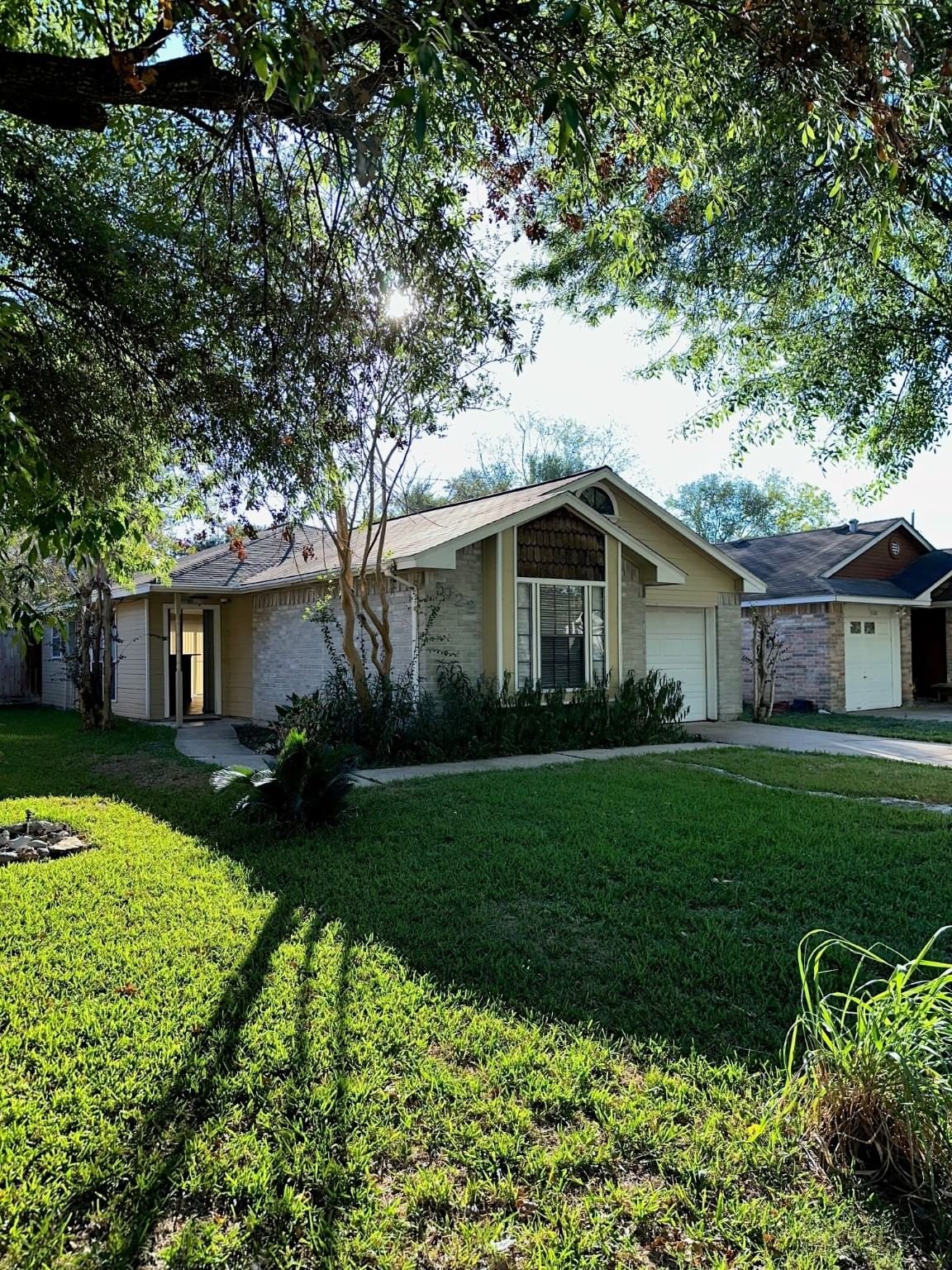 Real estate property located at 5122 Beaverhill, Harris, Houston, TX, US