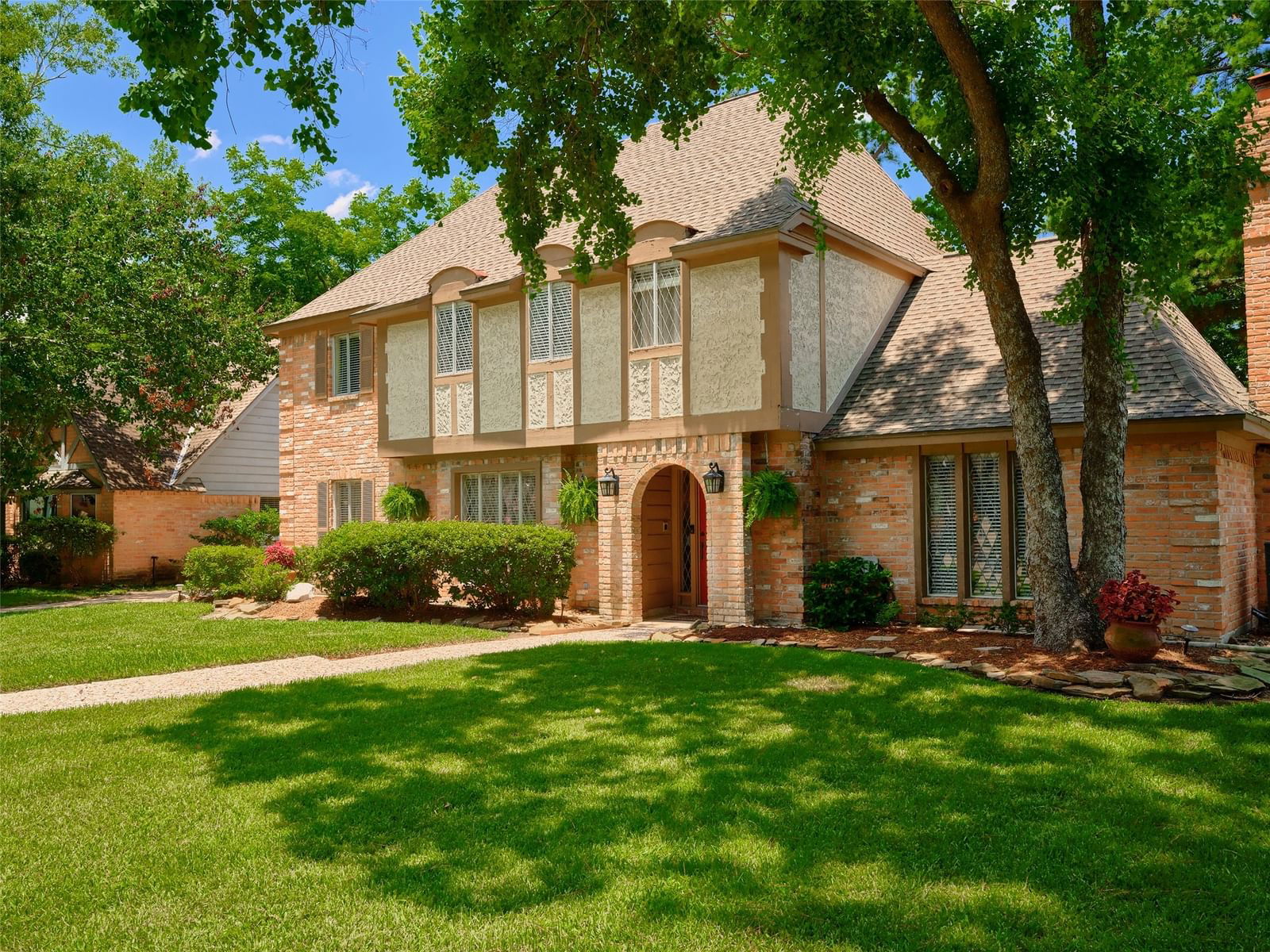 Real estate property located at 9310 Taidswood, Harris, Champion Forest, Spring, TX, US