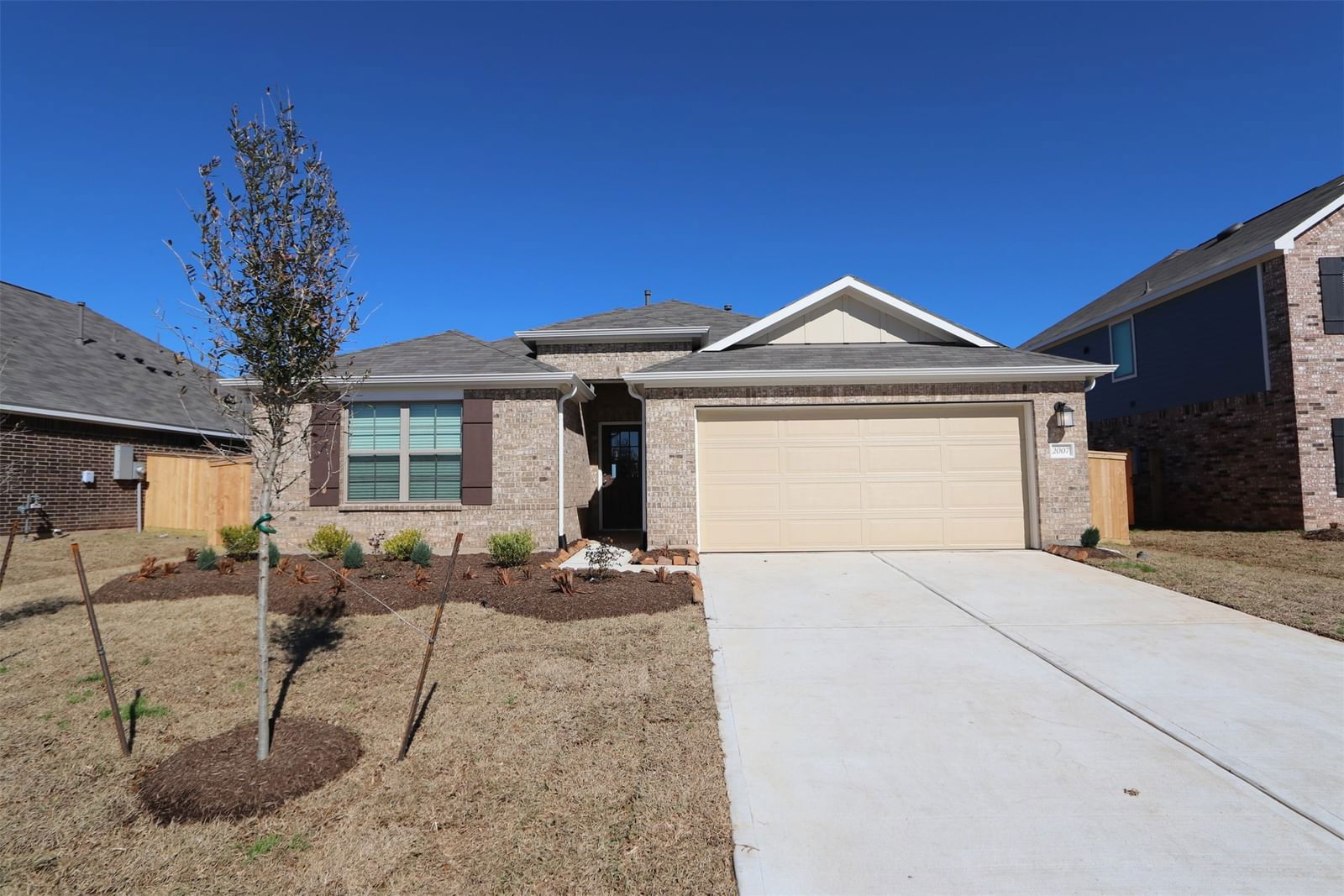 Real estate property located at 2007 Live Springs Way, Fort Bend, Miller's Pond, Rosenberg, TX, US