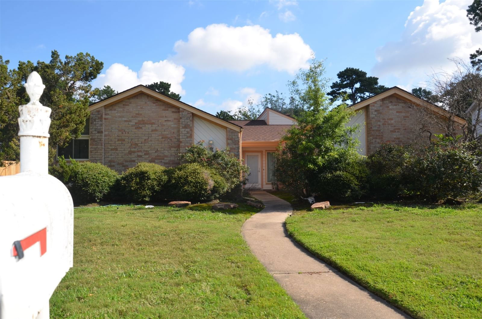 Real estate property located at 9010 Rocky, Harris, Rolling Fork Sec 03, Houston, TX, US