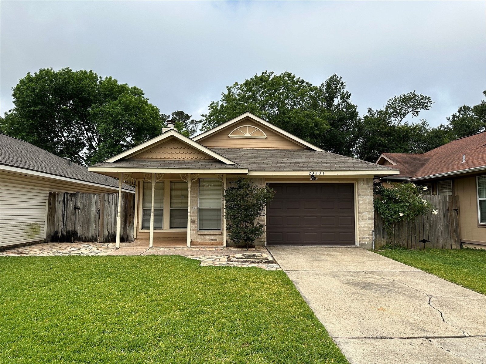Real estate property located at 23531 Pebworth, Harris, Spring, TX, US