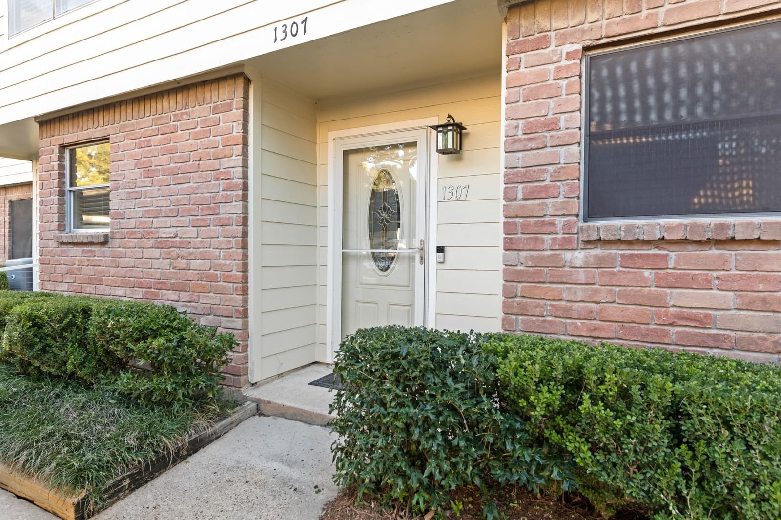 Real estate property located at 14515 Wunderlich #1307, Harris, Trophy Club Condo Sec 01 Ph 02, Houston, TX, US