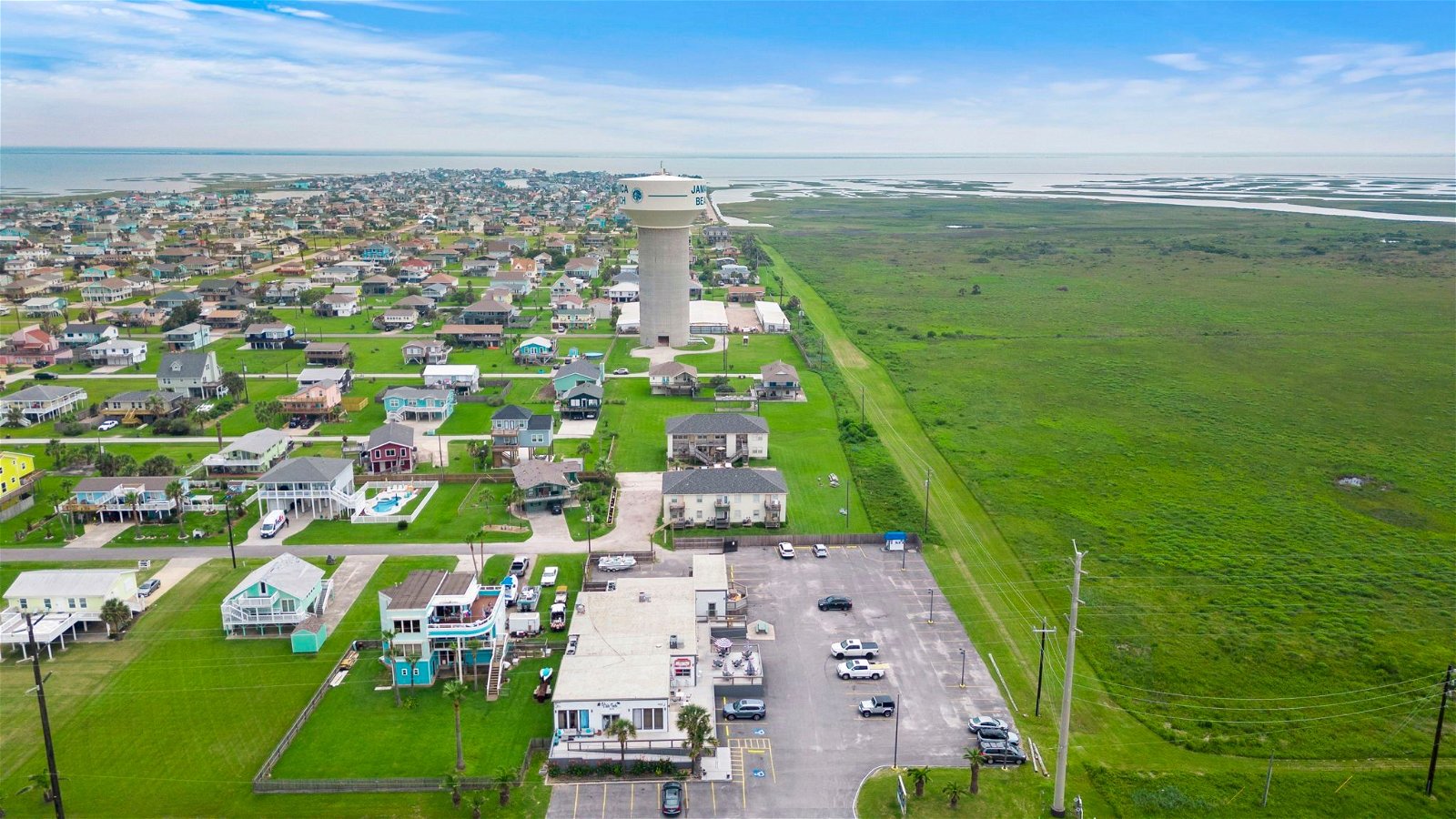 Real estate property located at 4621 Jolly Roger, Galveston, Jamaica Beach, TX, US