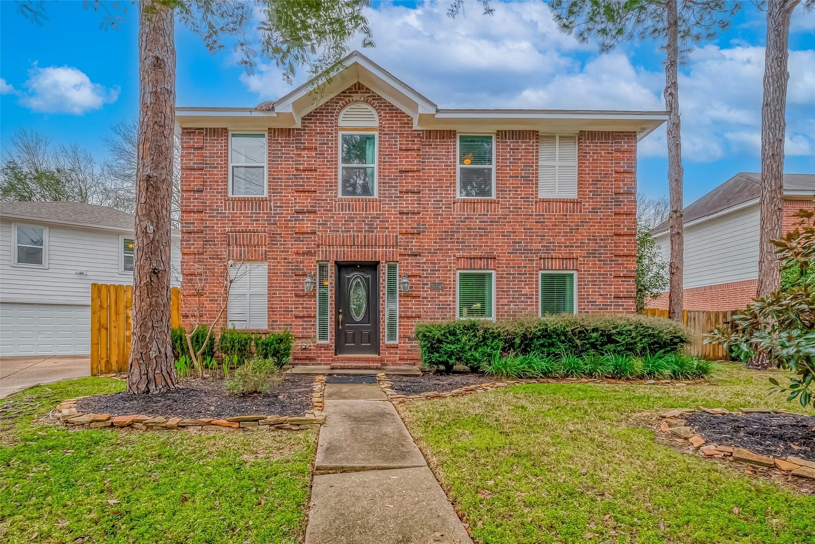 Real estate property located at 21670 Highland Knolls, Harris, Memorial Parkway, Katy, TX, US