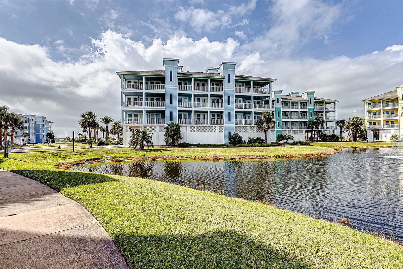 Real estate property located at 4131 Pointe West #101, Galveston, Villas At Pointe West Condos, Galveston, TX, US