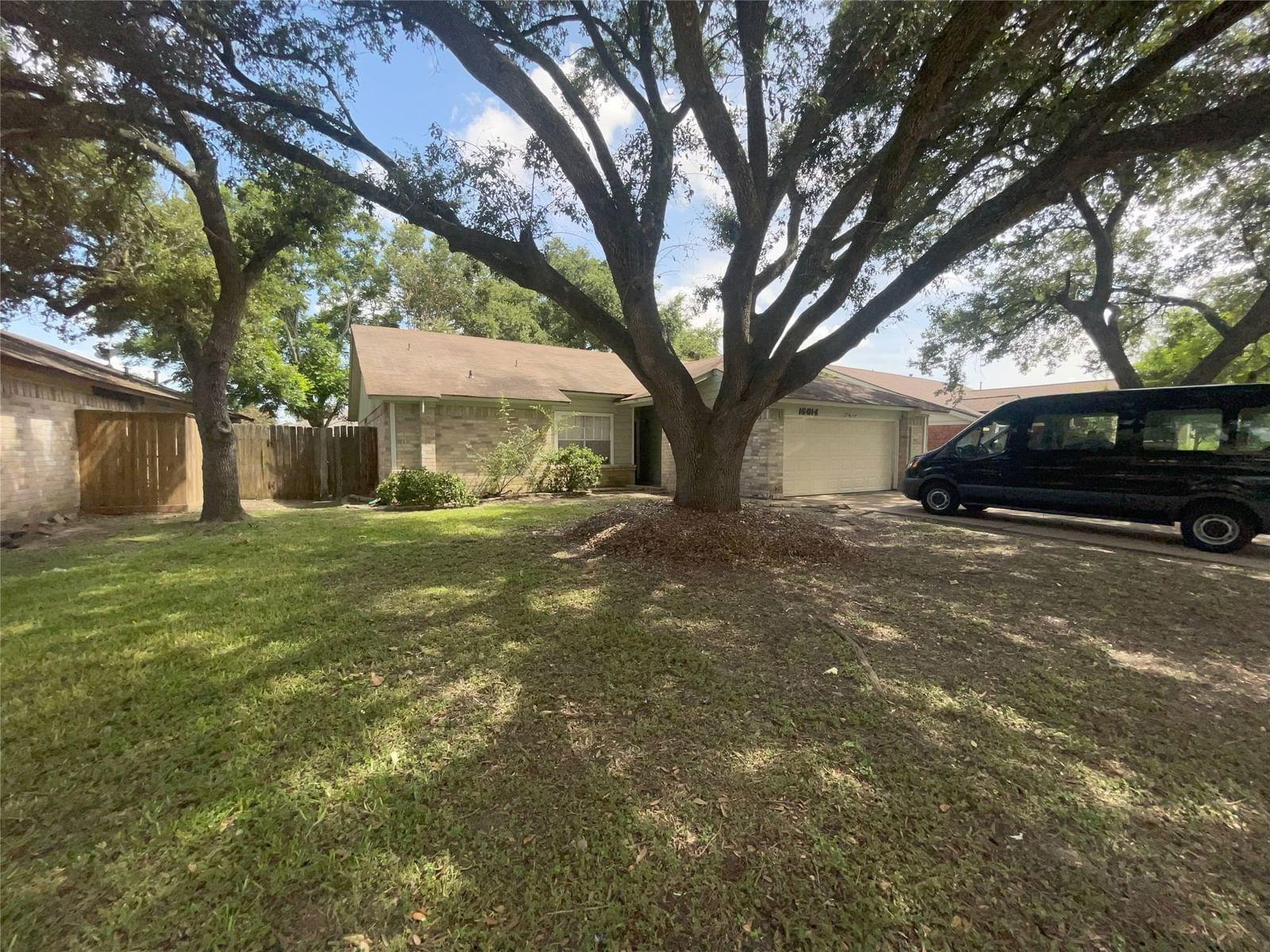 Real estate property located at 16014 Sierra Grande, Fort Bend, Mission Bend Sec 4, Houston, TX, US