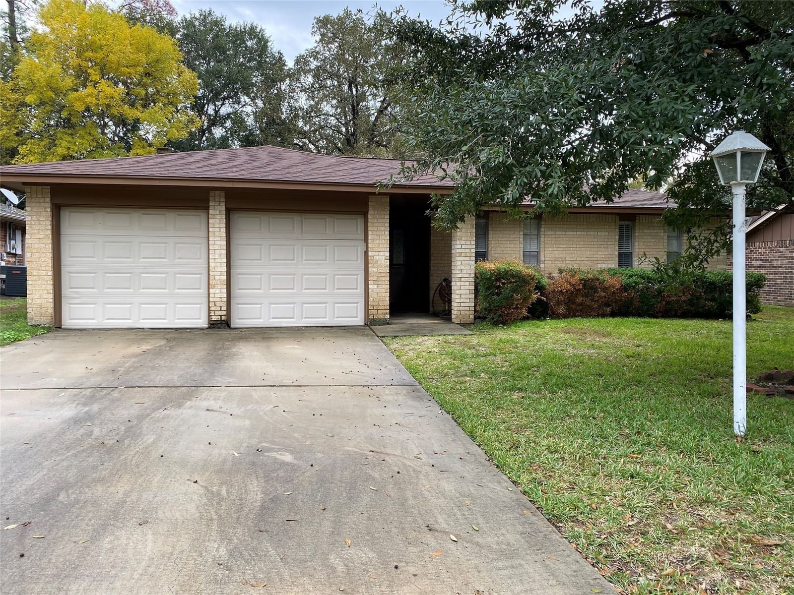 Real estate property located at 29522 Brookchase, Montgomery, Spring, TX, US