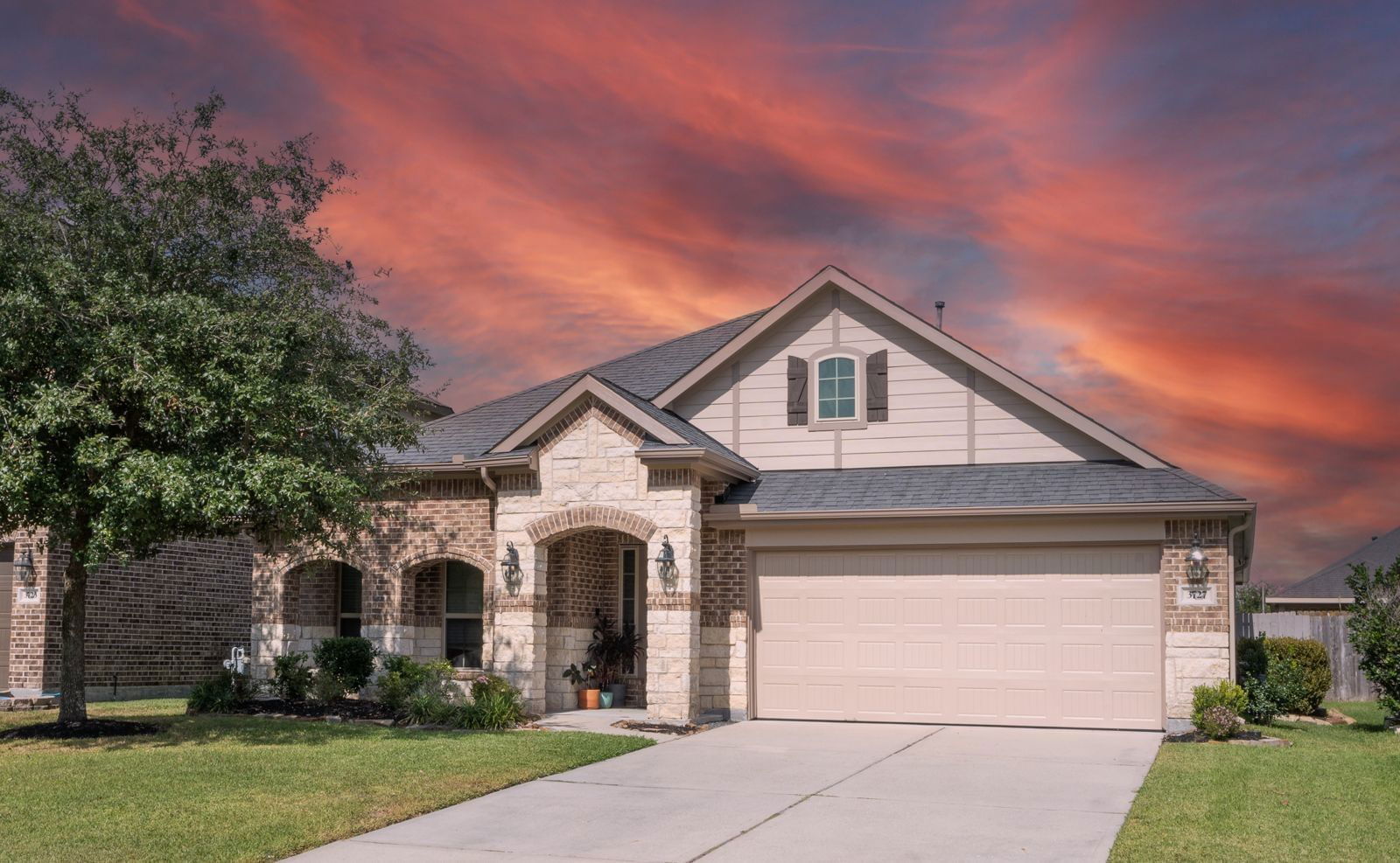 Real estate property located at 3727 Paladera Place, Montgomery, Falls At Imperial Oaks 06, Spring, TX, US