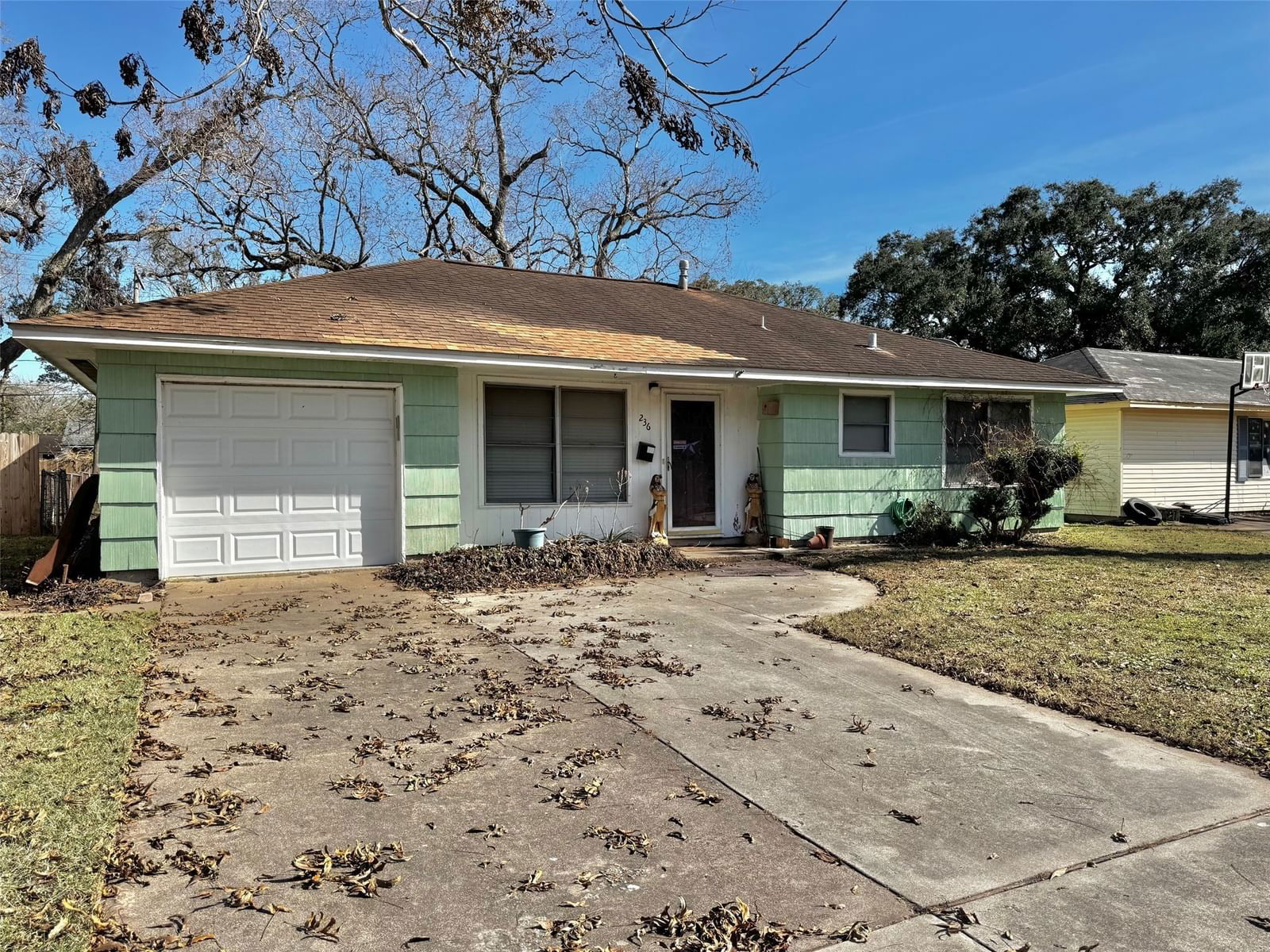 Real estate property located at 236 Caladium, Brazoria, Brazos Oaks Lake Jackson, Lake Jackson, TX, US