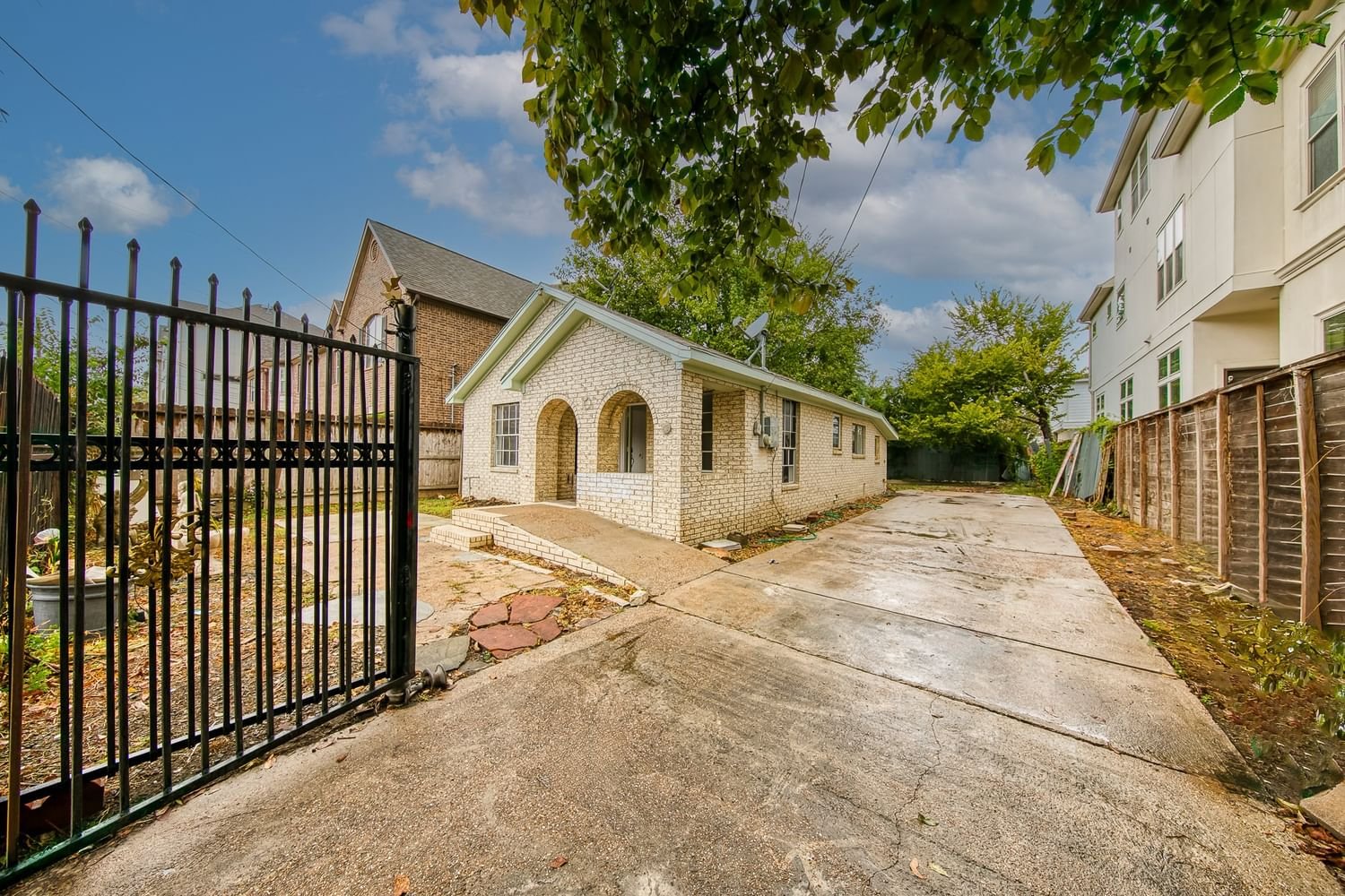 Real estate property located at 5828 Petty, Harris, Cottage Grove Sec 04, Houston, TX, US