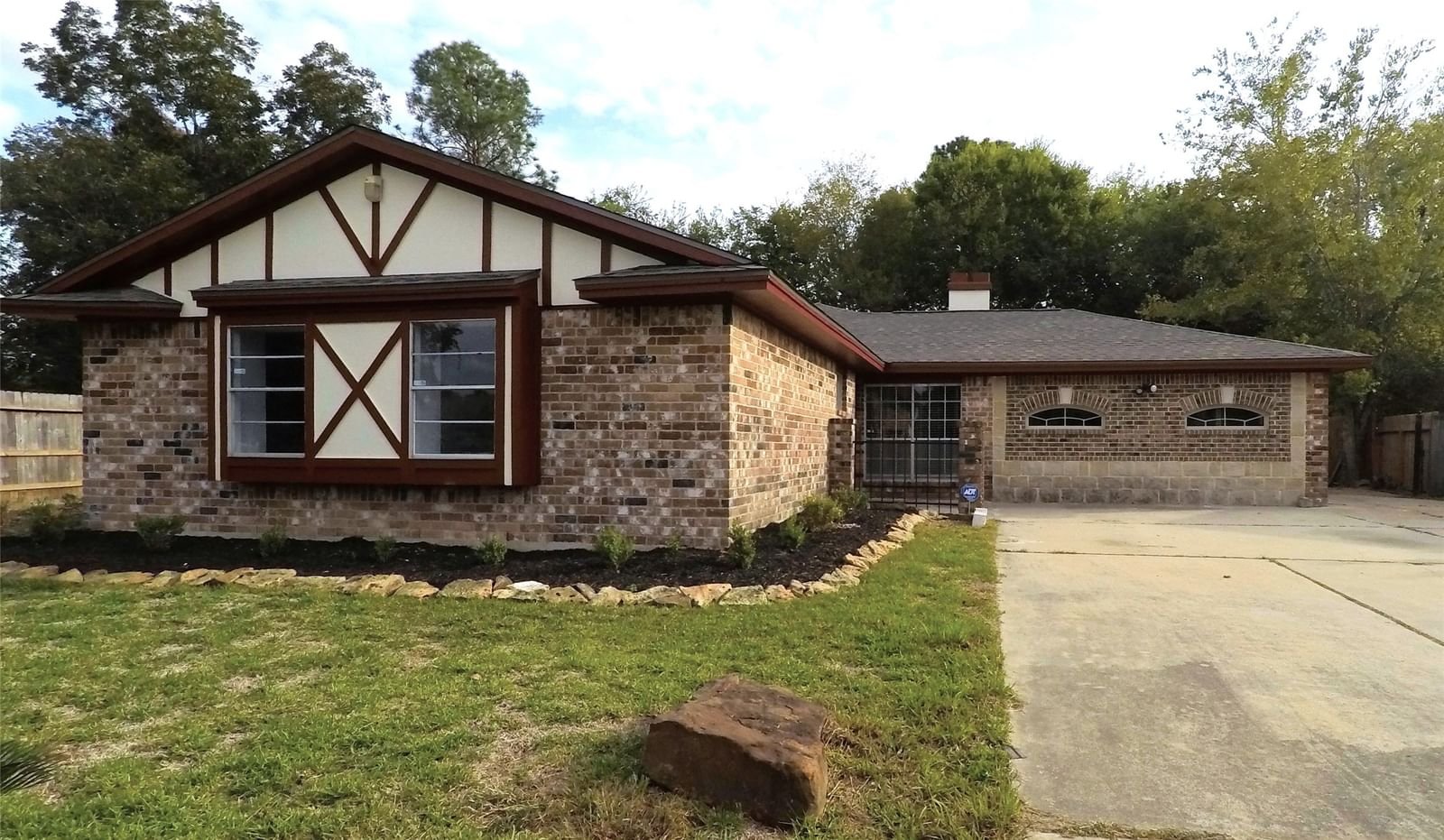 Real estate property located at 6903 Castleview, Fort Bend, Briargate Sec 1, Houston, TX, US