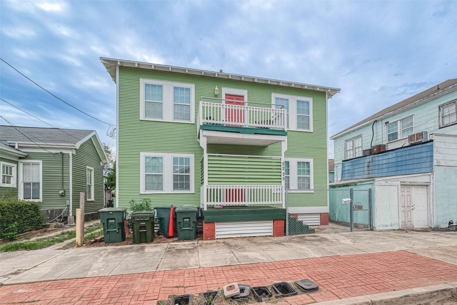 Real estate property located at 2225 Bernardo De Galvez, Galveston, Galveston Outlots, Galveston, TX, US