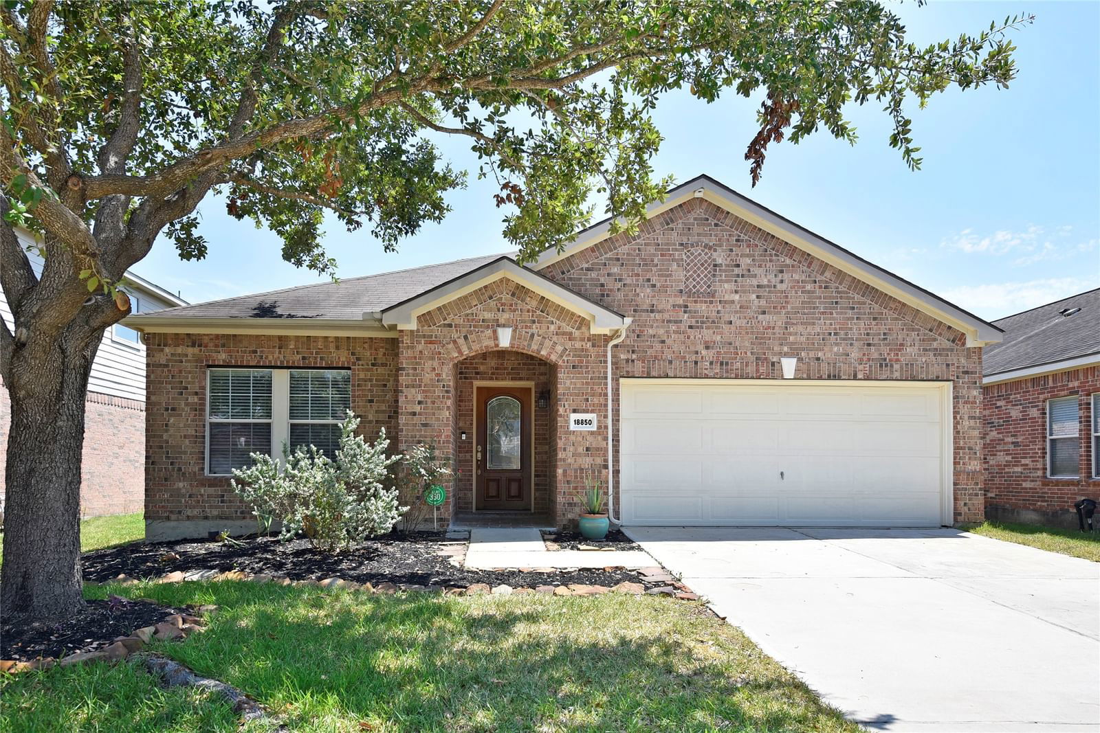 Real estate property located at 18850 Lantern Cove, Harris, Memorial Springs, Tomball, TX, US