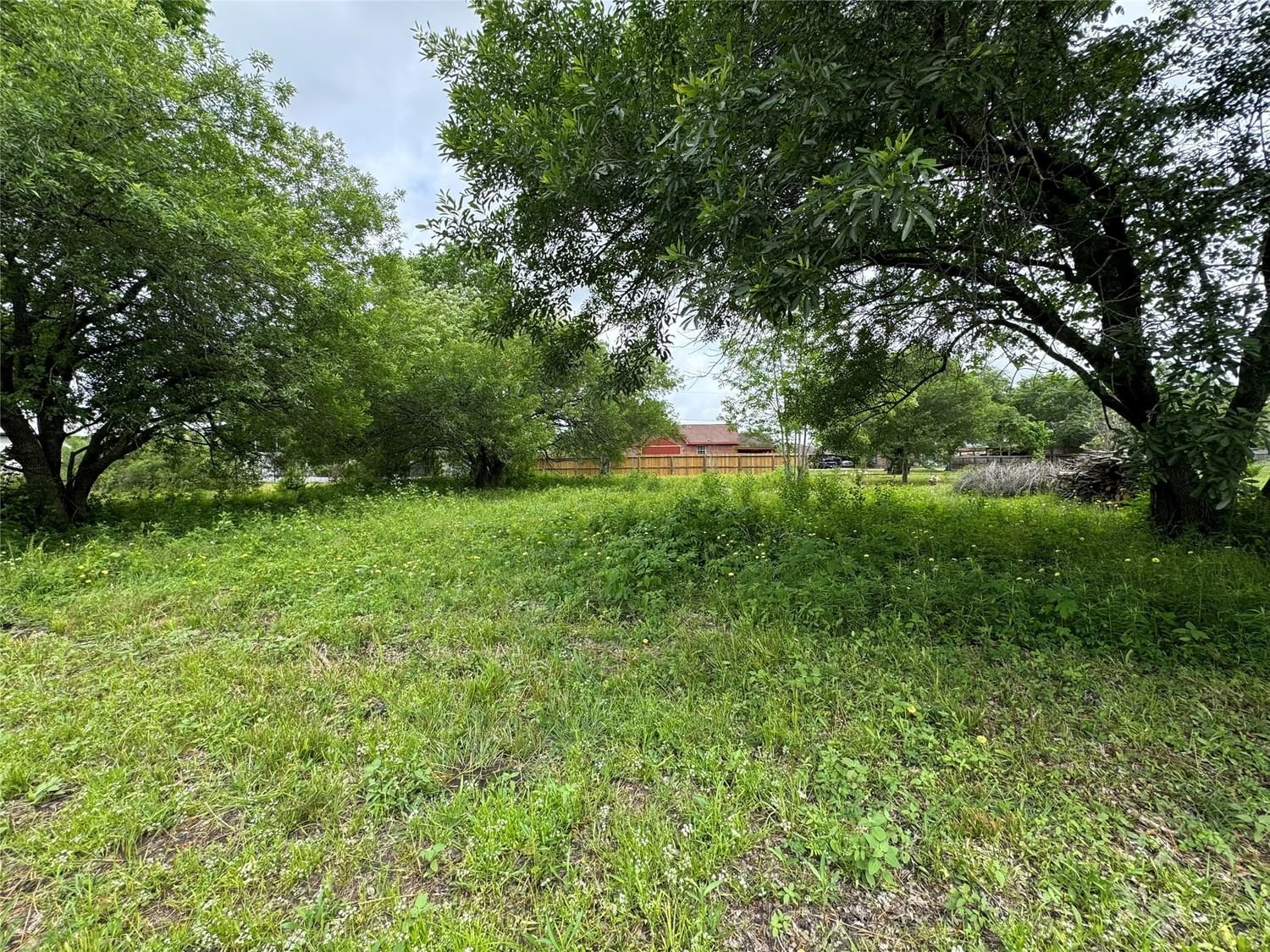 Real estate property located at 211 Rice, Fort Bend, Pinedale Manor, Arcola, TX, US
